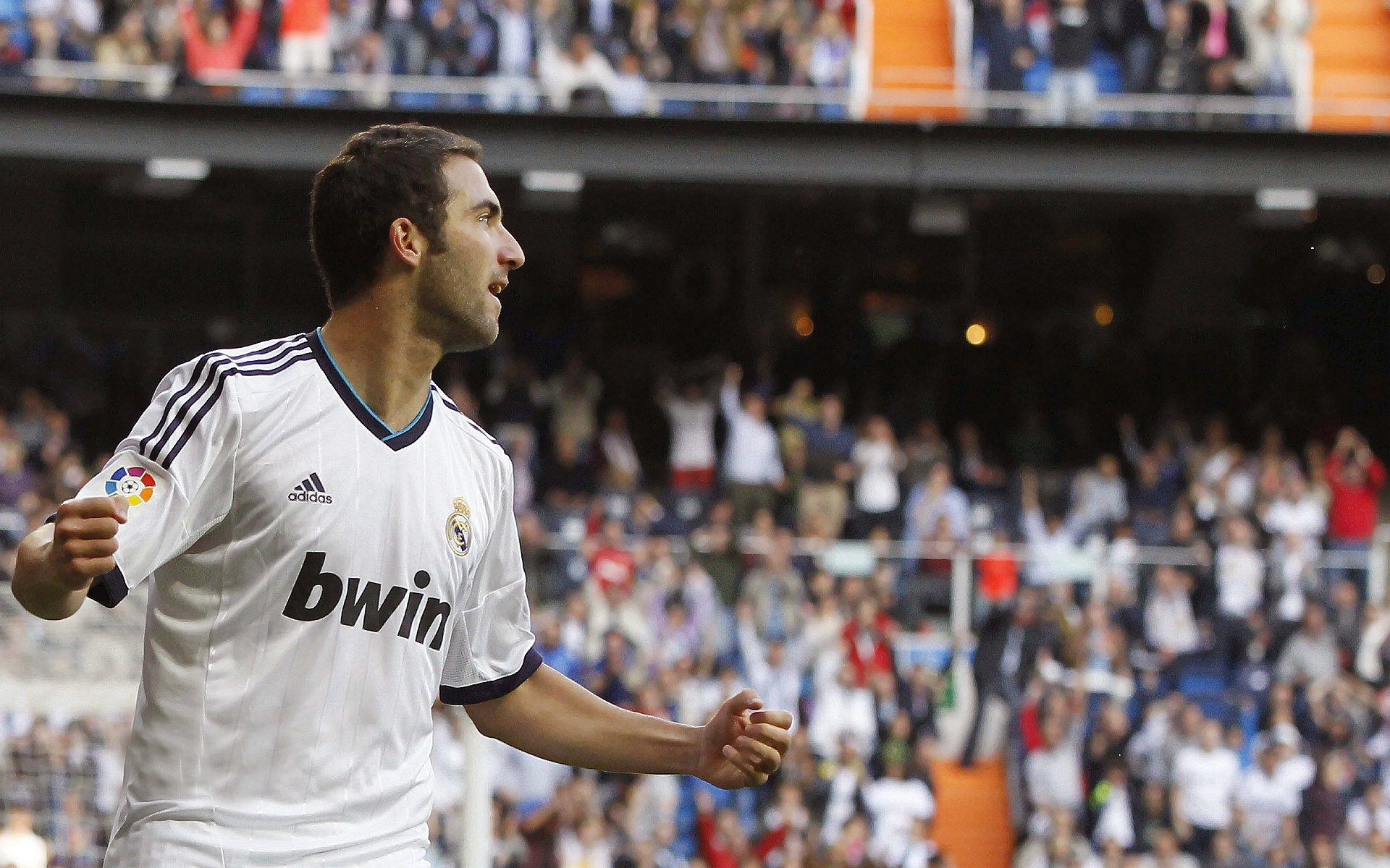 西甲最佳瞬间：精彩进球绝伦让人陶醉，西甲最佳新人